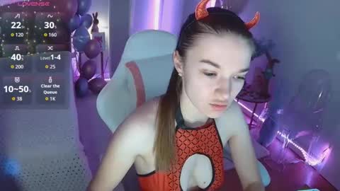 ann_woood online show from March 25, 7:36 am