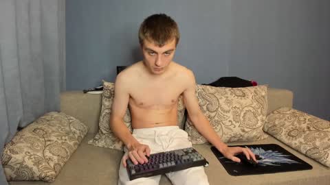 Snapshot of anna_jason chatting on December 23, 4:28 pm Fansly Jason sweet ass online show from December 23, 4:28 pm