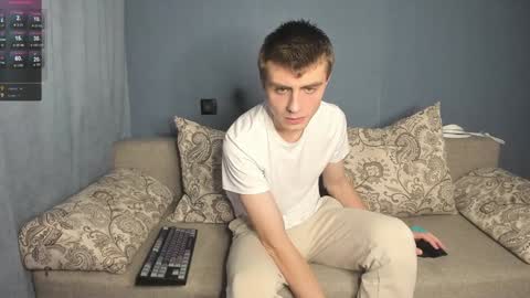 Snapshot of anna_jason chatting on December 30, 5:55 pm Fansly Jason sweet ass online show from December 30, 5:55 pm