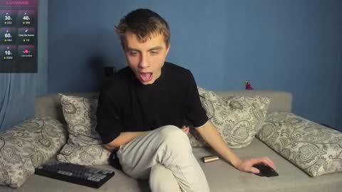 Snapshot of anna_jason chatting on January 15, 5:37 pm Fansly Jason sweet ass online show from January 15, 5:37 pm