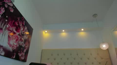 Snapshot of anna_jules chatting on November 23, 10:20 pm Anna Jules online show from November 23, 10:20 pm