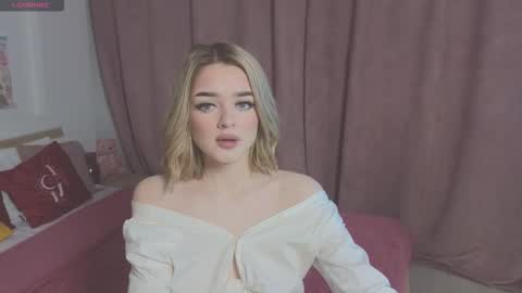 Anna online show from November 12, 9:21 am