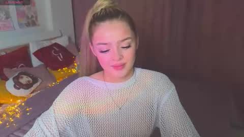 Snapshot of anna_nickol chatting on February 27, 5:57 pm Anna online show from February 27, 5:57 pm