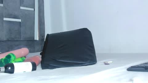 Snapshot of anna_sex_m chatting on September 23, 11:24 am anna_sex_m online show from September 23, 11:24 am