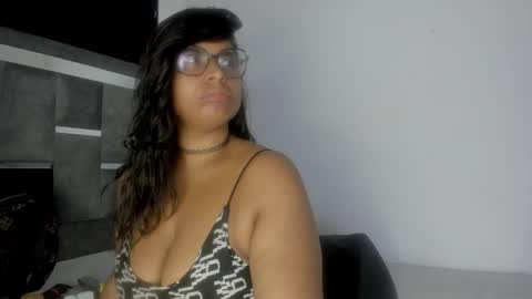Snapshot of anna_sex_m chatting on October 19, 11:00 am anna_sex_m online show from October 19, 11:00 am