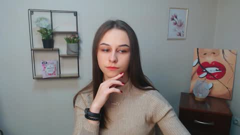 anna_sia_ online show from November 6, 8:15 am