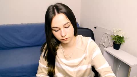 anna_sia_ online show from March 27, 6:19 am