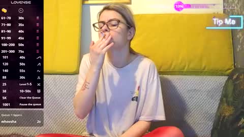 Snapshot of anna_squirt69 chatting on March 24, 11:10 pm Anna online show from March 24, 11:10 pm