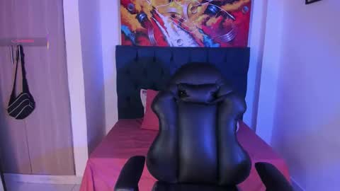 Snapshot of anna_valerious7 chatting on January 13, 3:23 am Anna Valerious7 online show from January 13, 3:23 am