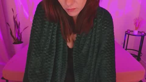 annaabels online show from October 13, 5:02 pm