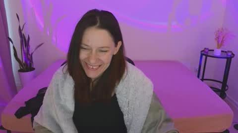 annaabels online show from October 14, 5:08 am