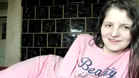 annaahcharm online show from December 16, 7:00 pm