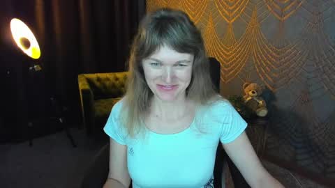Snapshot of annabel_xxx chatting on April 18, 5:55 am Annabel online show from April 18, 5:55 am