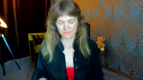 Annabel online show from June 21, 5:54 am