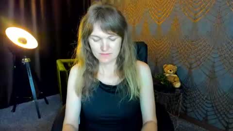 Annabel online show from August 2, 5:28 am