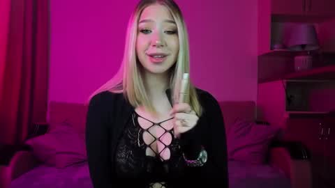 Annabelle online show from February 10, 5:47 am
