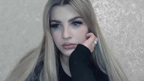 Snapshot of annabeth01 chatting on November 11, 12:54 am annabeth01 online show from November 11, 12:54 am