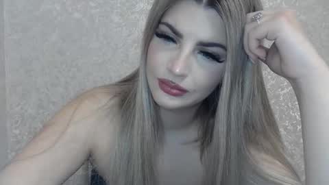 Snapshot of annabeth01 chatting on November 17, 11:05 am annabeth01 online show from November 17, 11:05 am