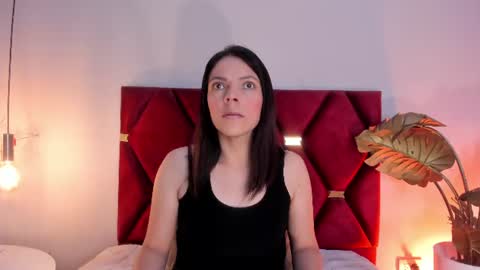AnnaBrooks online show from June 13, 6:39 pm