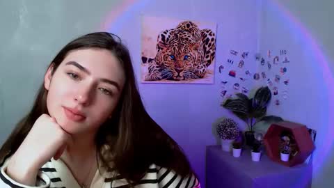 Snapshot of annadax chatting on February 20, 8:49 am Anna online show from February 20, 8:49 am