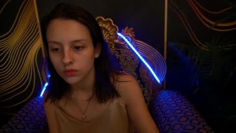 Snapshot of annaelys chatting on February 1, 3:19 am Anna online show from February 1, 3:19 am