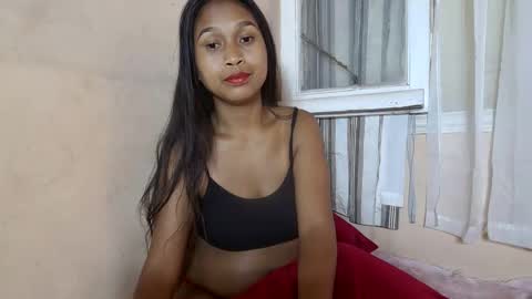 Snapshot of annah_maru chatting on February 18, 6:15 am Annah maru online show from February 18, 6:15 am