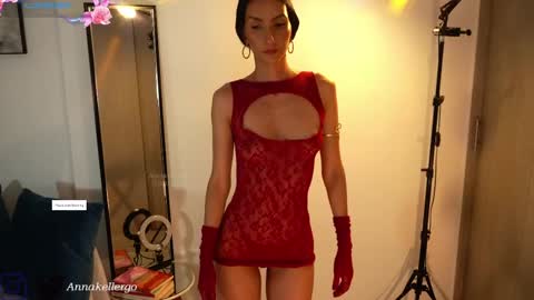 Snapshot of annakellergo chatting on February 13, 10:22 pm Anna k online show from February 13, 10:22 pm