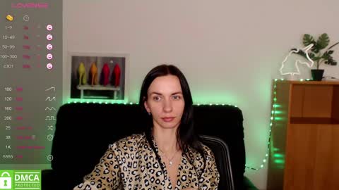 Snapshot of annakillian_kiss chatting on December 24, 1:06 pm Anna online show from December 24, 1:06 pm
