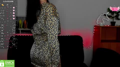 Snapshot of annakillian_kiss chatting on January 29, 6:43 am Anna online show from January 29, 6:43 am