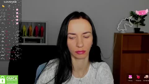 Snapshot of annakillian_kiss chatting on February 14, 6:45 am Anna online show from February 14, 6:45 am