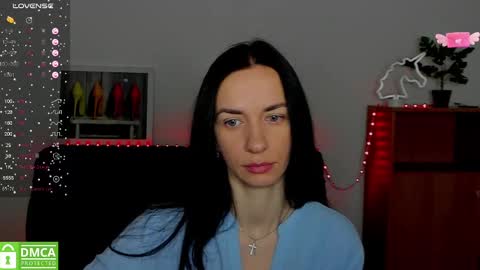 Snapshot of annakillian_kiss chatting on February 15, 6:33 am Anna online show from February 15, 6:33 am