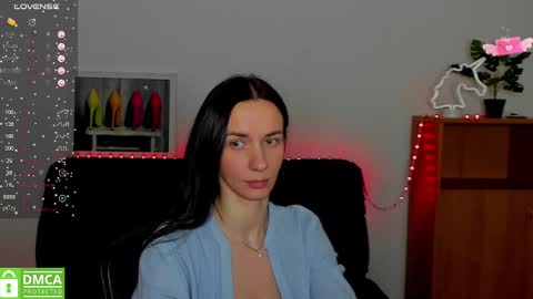 Snapshot of annakillian_kiss chatting on February 22, 12:40 pm Anna online show from February 22, 12:40 pm