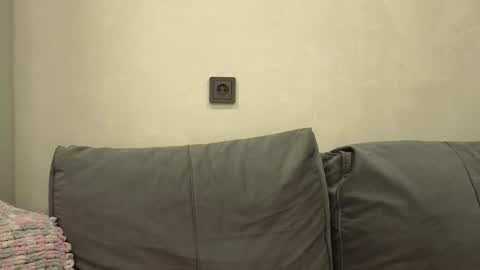 Snapshot of annalins chatting on January 5, 7:38 am Anna Lins online show from January 5, 7:38 am