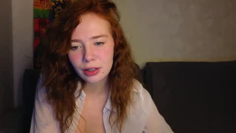 Snapshot of annalins chatting on February 6, 6:08 am Anna Lins online show from February 6, 6:08 am