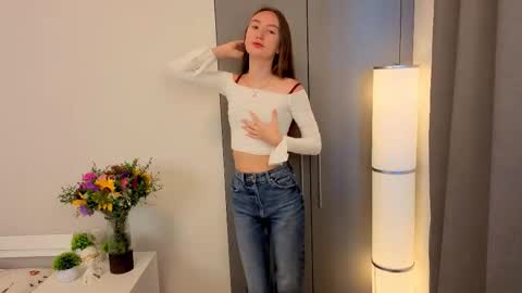 Snapshot of annamarie_foryou chatting on September 11, 6:13 am Holly Molly Im Polly online show from September 11, 6:13 am