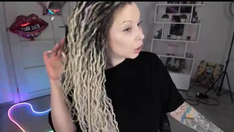 Snapshot of annanebula chatting on February 27, 4:07 pm Anna online show from February 27, 4:07 pm