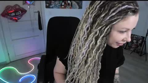 Snapshot of annanebula chatting on March 22, 3:04 pm Anna online show from March 22, 3:04 pm