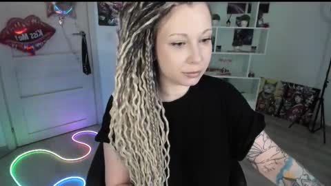 Snapshot of annanebula chatting on March 25, 3:07 pm Anna online show from March 25, 3:07 pm