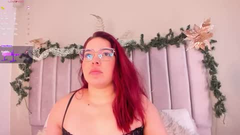 Snapshot of annanoval_10 chatting on December 4, 12:47 pm AnnaNoval 10 online show from December 4, 12:47 pm