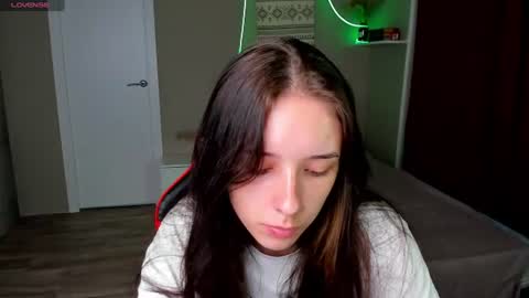 Snapshot of annaoddy chatting on June 24, 1:26 am Anna online show from June 24, 1:26 am