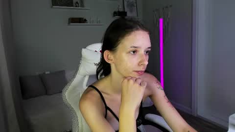 Snapshot of annaoddy chatting on July 6, 5:15 am Anna online show from July 6, 5:15 am