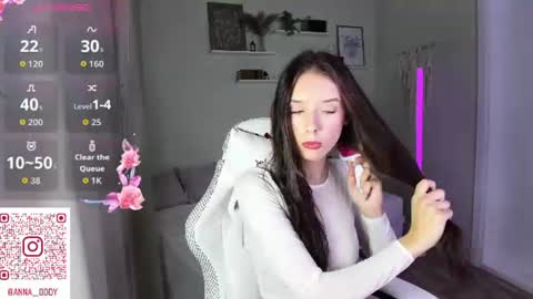 Snapshot of annaoddy chatting on July 17, 1:34 am Anna online show from July 17, 1:34 am