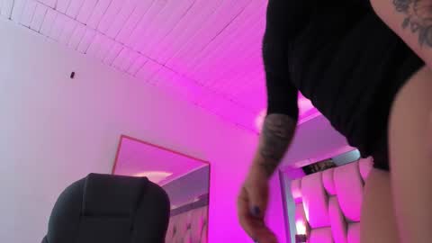 Snapshot of annaralein chatting on October 13, 1:16 am Annara Lein online show from October 13, 1:16 am