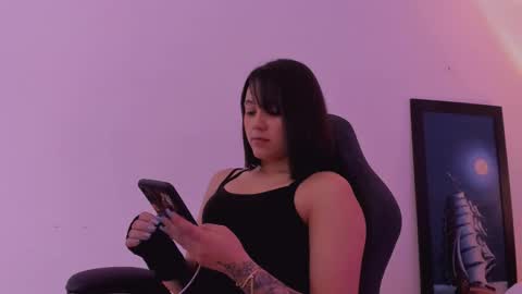 Snapshot of annaralein chatting on November 29, 3:42 am Annara Lein online show from November 29, 3:42 am