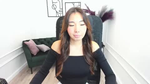 Snapshot of annareyli chatting on October 7, 11:07 am Anna online show from October 7, 11:07 am