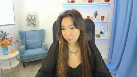 Snapshot of annareyli chatting on October 26, 11:27 am Anna online show from October 26, 11:27 am