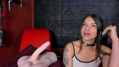 Snapshot of annavi_ chatting on June 6, 7:07 pm Annavi online show from June 6, 7:07 pm