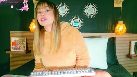 Snapshot of annavictoria__ chatting on May 3, 3:12 am Anna Victoria online show from May 3, 3:12 am