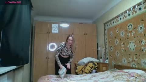 AnnaXLovers online show from October 29, 2:30 pm