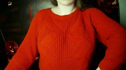 Snapshot of annbelll chatting on October 23, 5:12 pm Bella online show from October 23, 5:12 pm